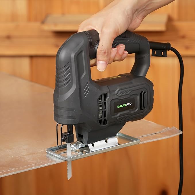 Serra Tico-Tico 400W, 3000RPM, Corte em Ângulo ±45°