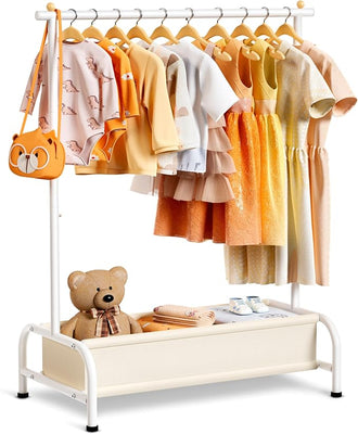 Suporte de Cabides Infantil com Cesto — Estrutura Metálica Estável, 114 cm, Ideal para Quarto, Roupa de Criança e Organização