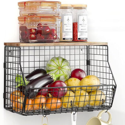 Cesto de Frutas em Metal – 2 em 1, Suporte de Parede ou Bancada, com Ganchos para Banana e Prateleira em Madeira