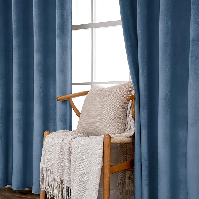 Cortinas Blackout em Veludo – 2 Painéis, 140 × 245 cm, Azul Pavão | Térmicas, Isoladoras, Ilhós Metálicos